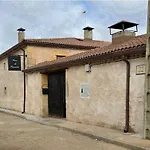 Casa La Fuencisla * Castiltierra