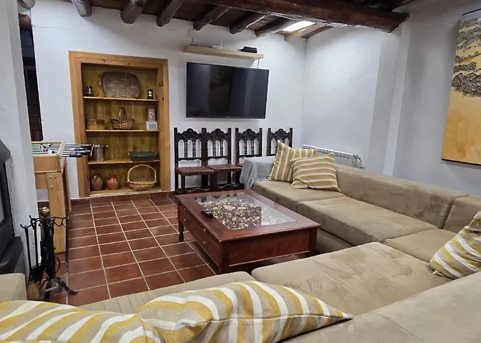 Casa La Fuencisla 펜션