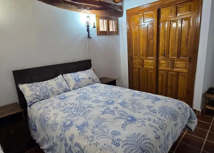 Casa La Fuencisla 펜션